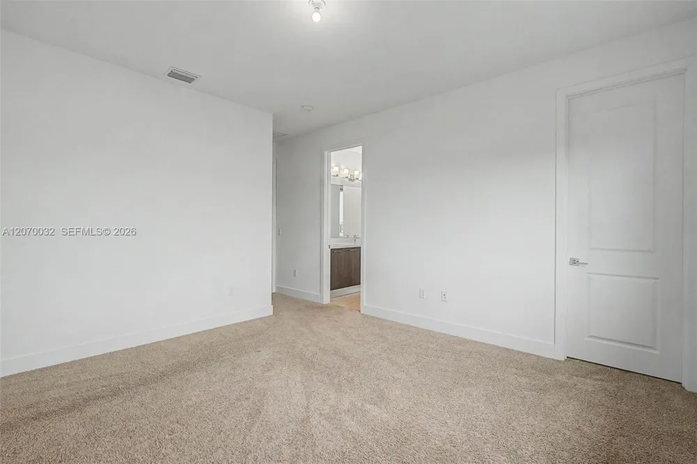 2440 SW 122nd Ter #2440 Davie, FL 33325