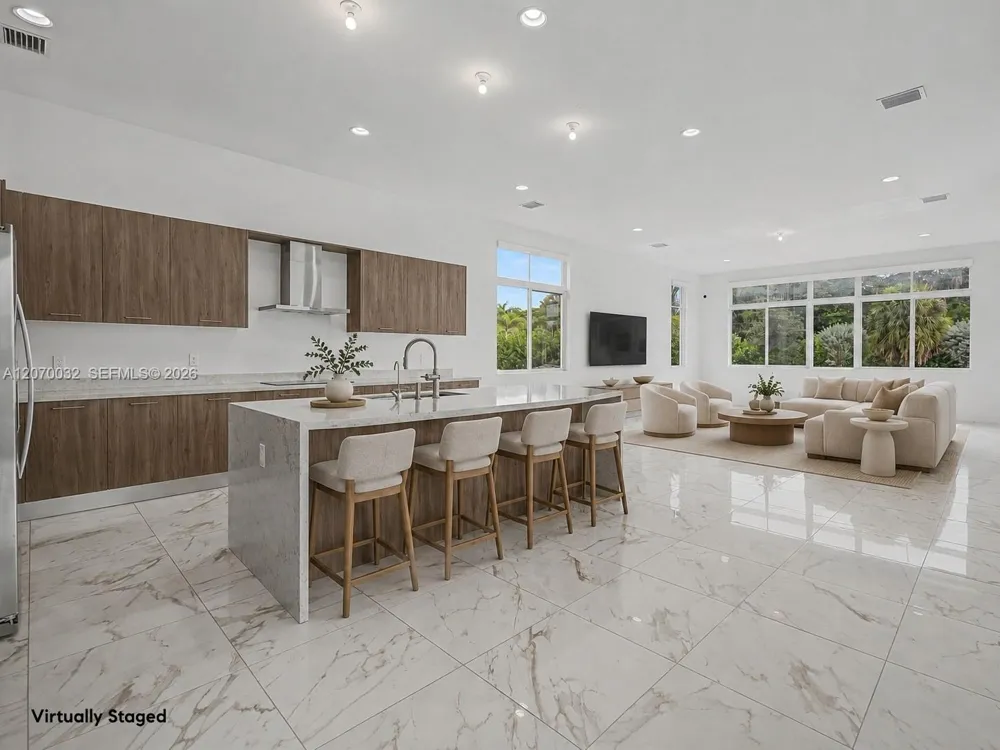 2440 SW 122nd Ter #2440 Davie, FL 33325