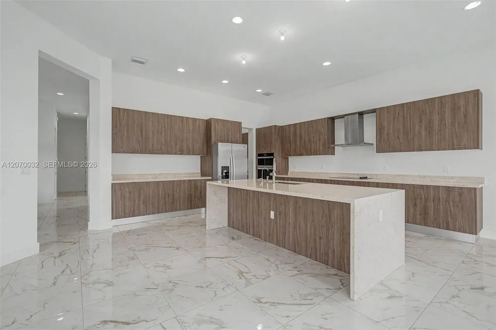 2440 SW 122nd Ter #2440 Davie, FL 33325