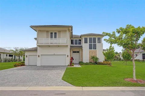 2440 SW 122nd Ter