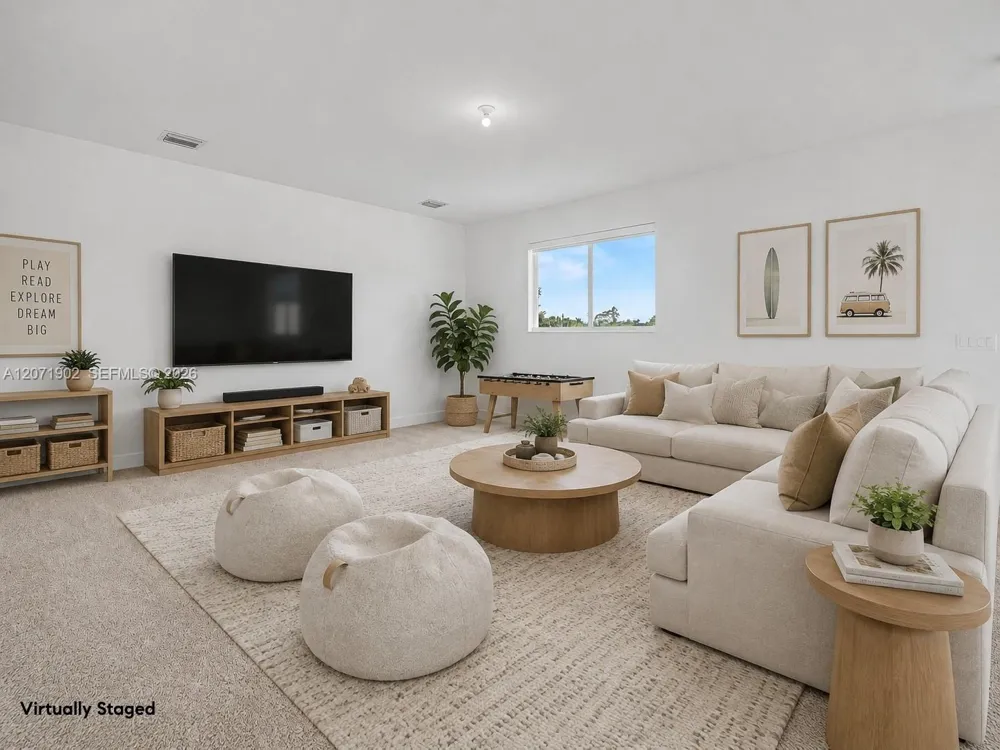 2440 SW 122nd Ter Davie, FL 33325