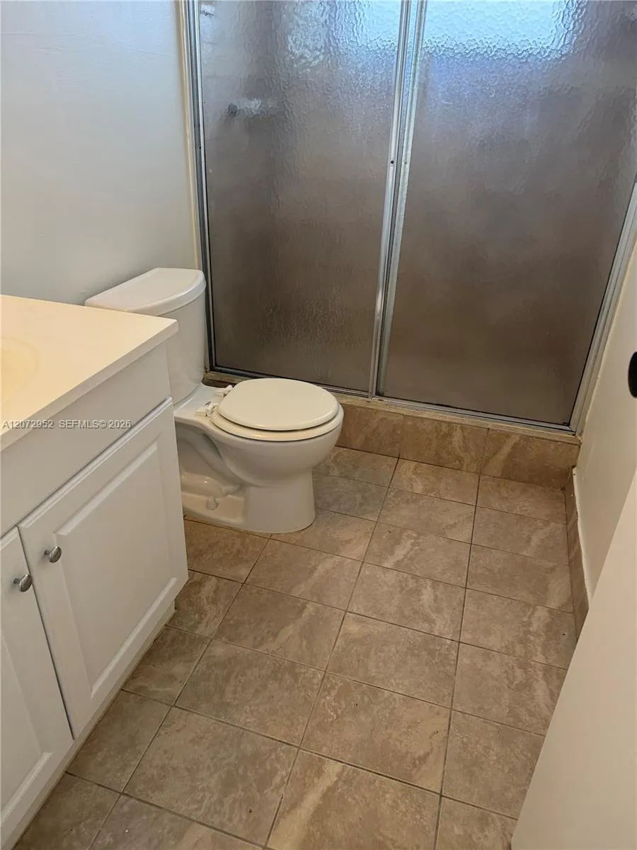 8380 Sands Point Blvd #J310 Tamarac, FL 33321