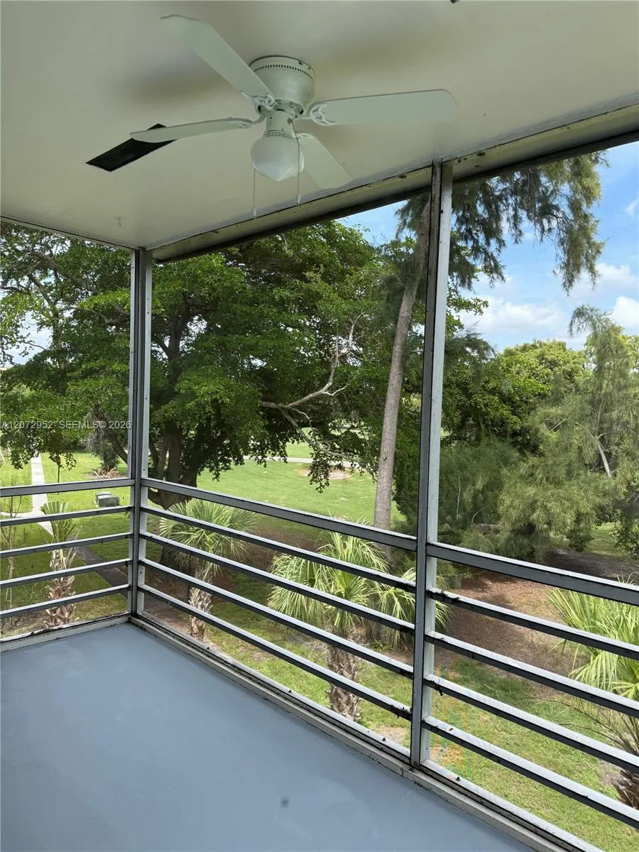 8380 Sands Point Blvd #J310 Tamarac, FL 33321