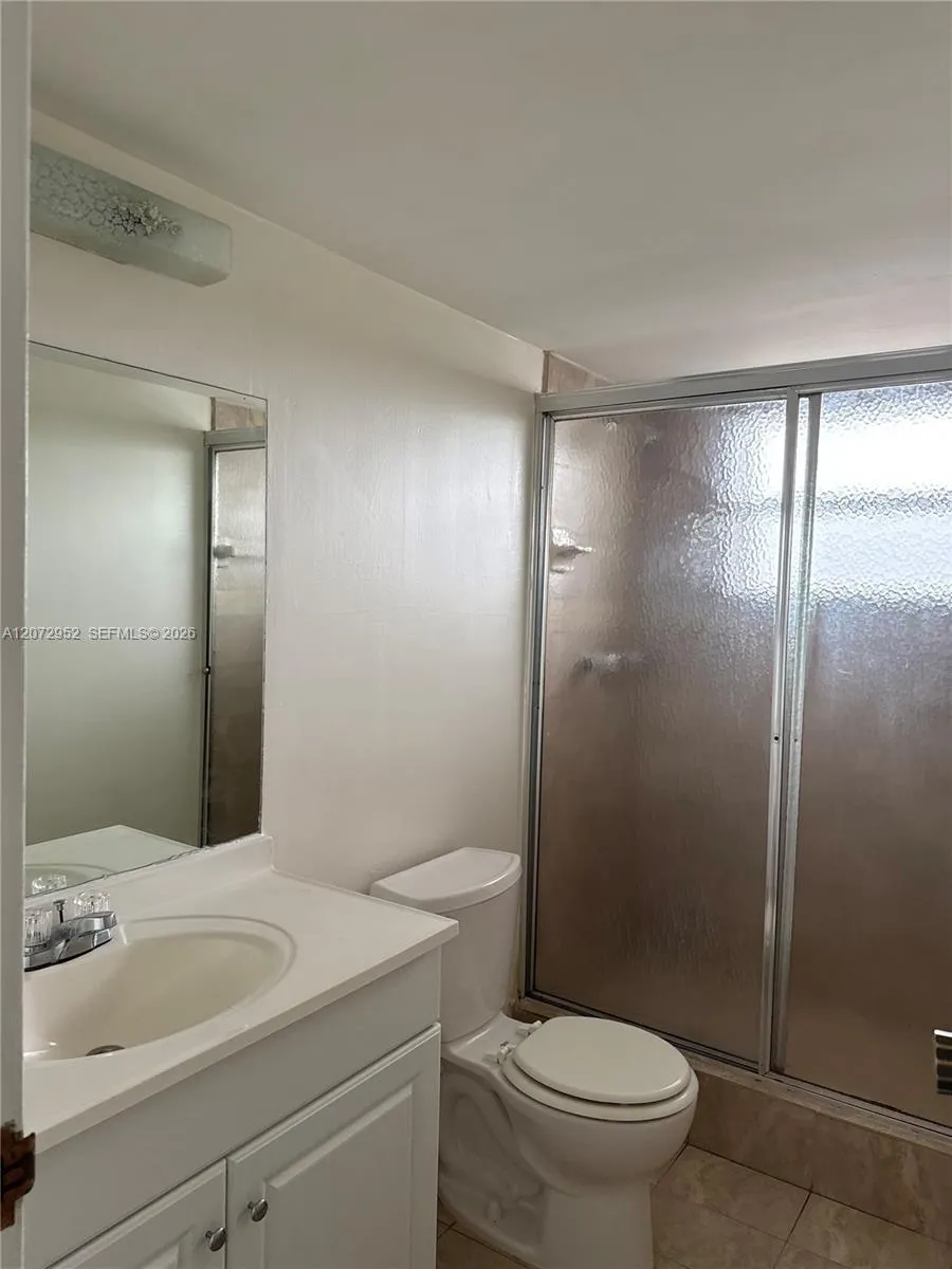 8380 Sands Point Blvd #J310 Tamarac, FL 33321