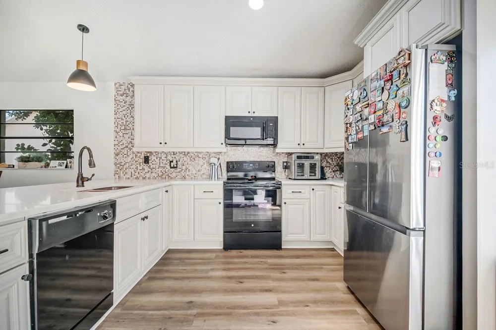 3038 WOOLRIDGE DRIVE Orlando, FL 32837