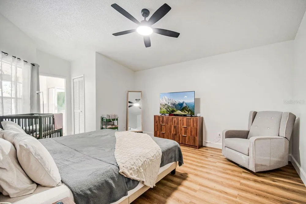 3038 WOOLRIDGE DRIVE Orlando, FL 32837