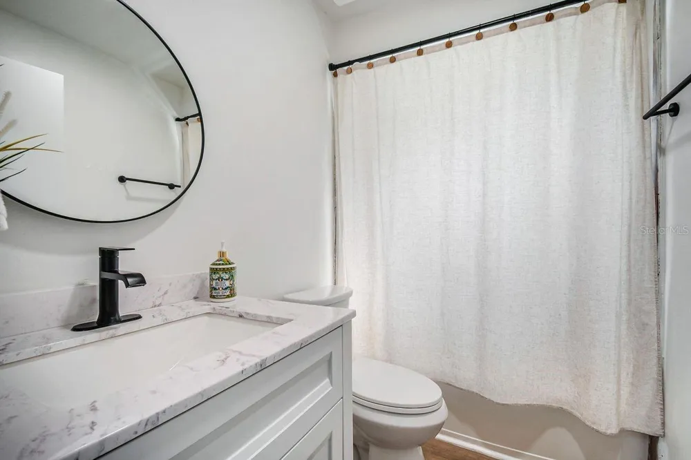 3038 WOOLRIDGE DRIVE Orlando, FL 32837