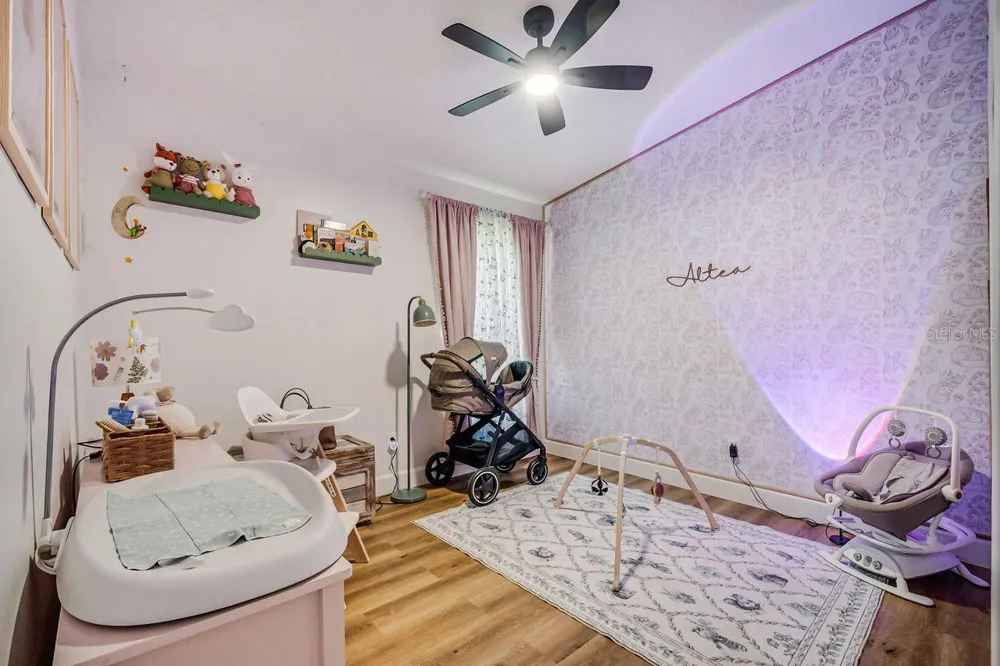 3038 WOOLRIDGE DRIVE Orlando, FL 32837
