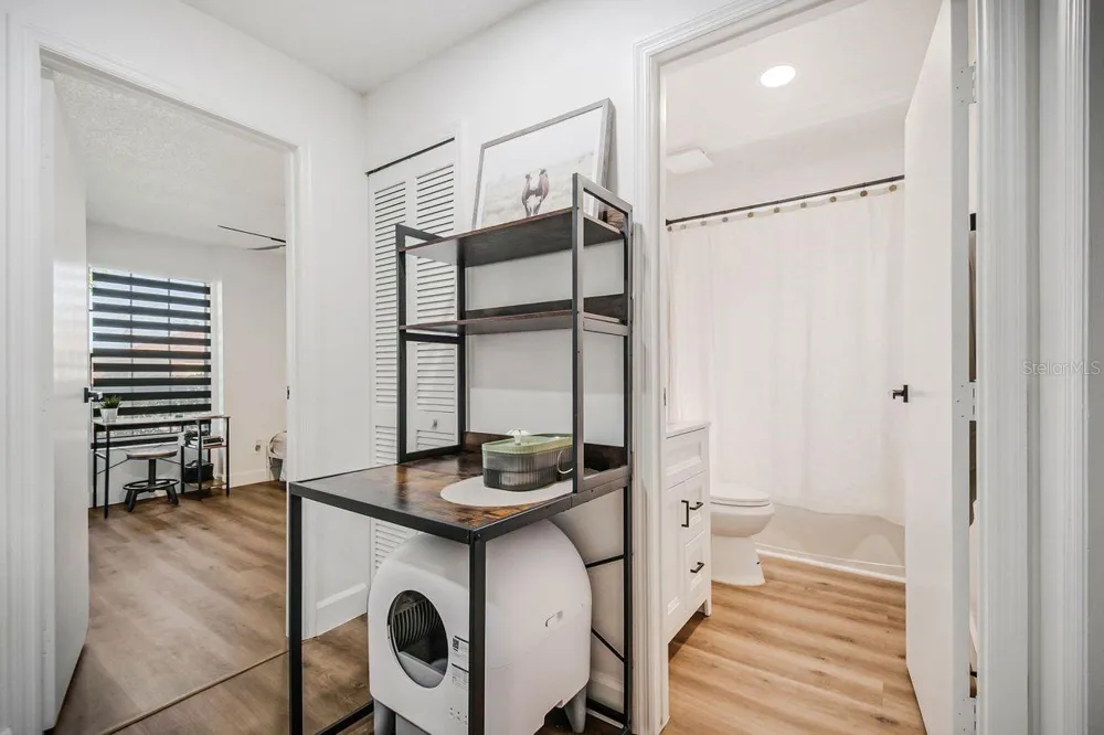 3038 WOOLRIDGE DRIVE Orlando, FL 32837