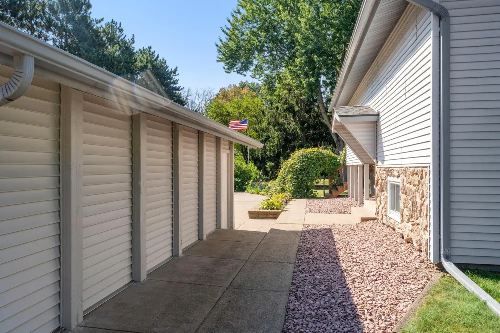 465 NE 265th Avenue Isanti, MN 55040