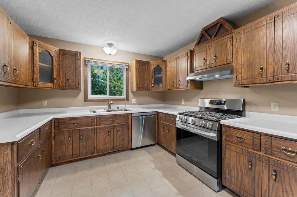 465 NE 265th Avenue Isanti, MN 55040
