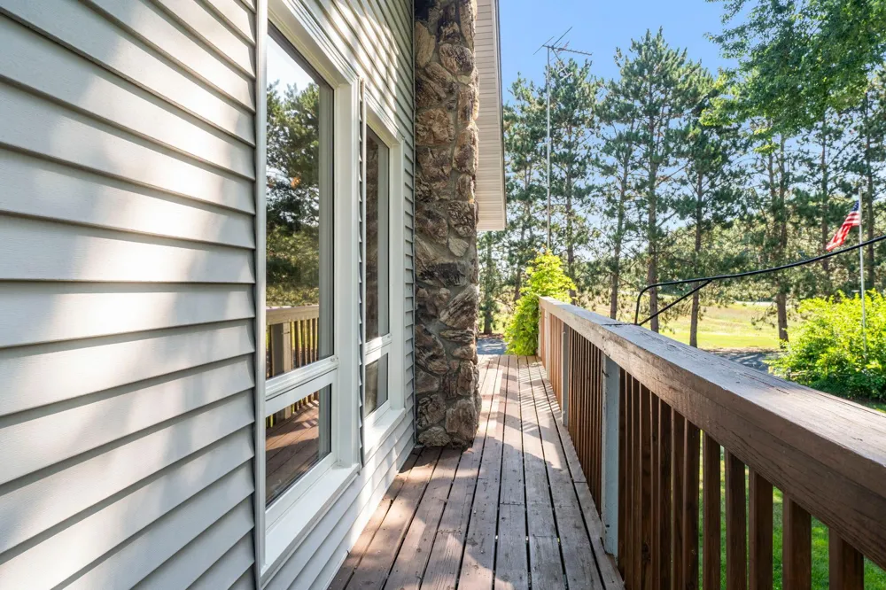 465 NE 265th Avenue Isanti, MN 55040