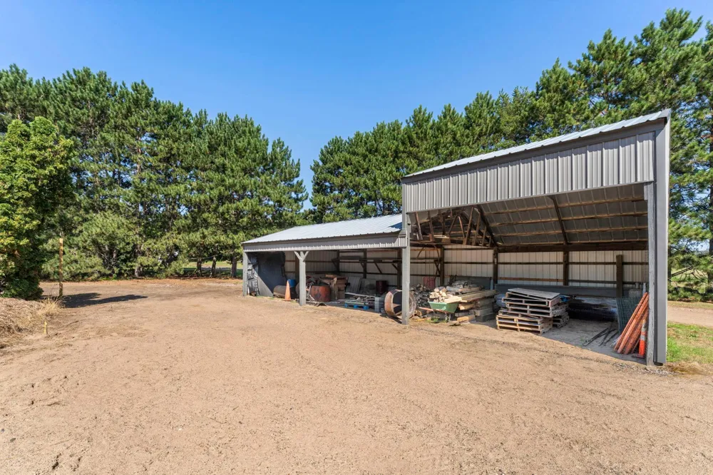 465 NE 265th Avenue Isanti, MN 55040