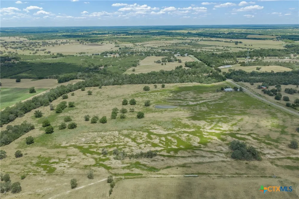 3 FM 3158 Dale, TX 78616