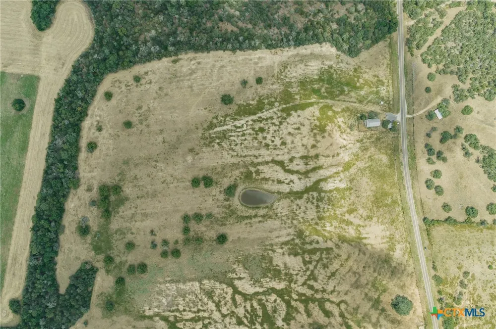 3 FM 3158 Dale, TX 78616
