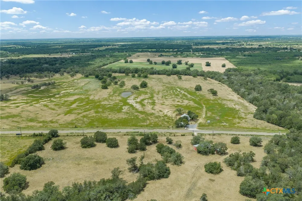 3 FM 3158 Dale, TX 78616