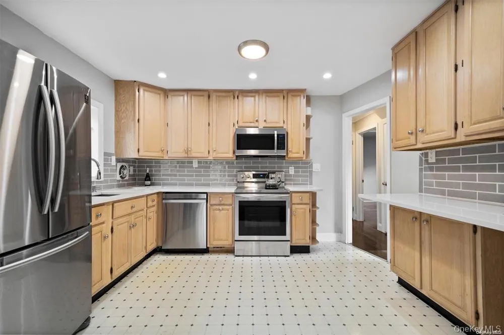 228 Oakwood Road Huntington Station, NY 11746
