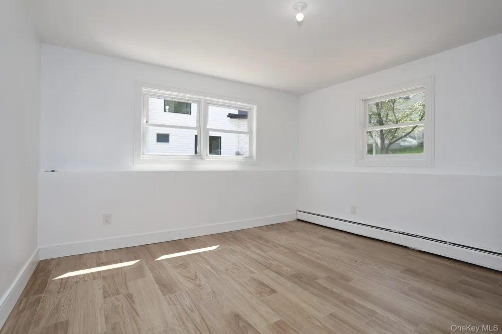 38 Singer Avenue Spring Valley, NY 10977