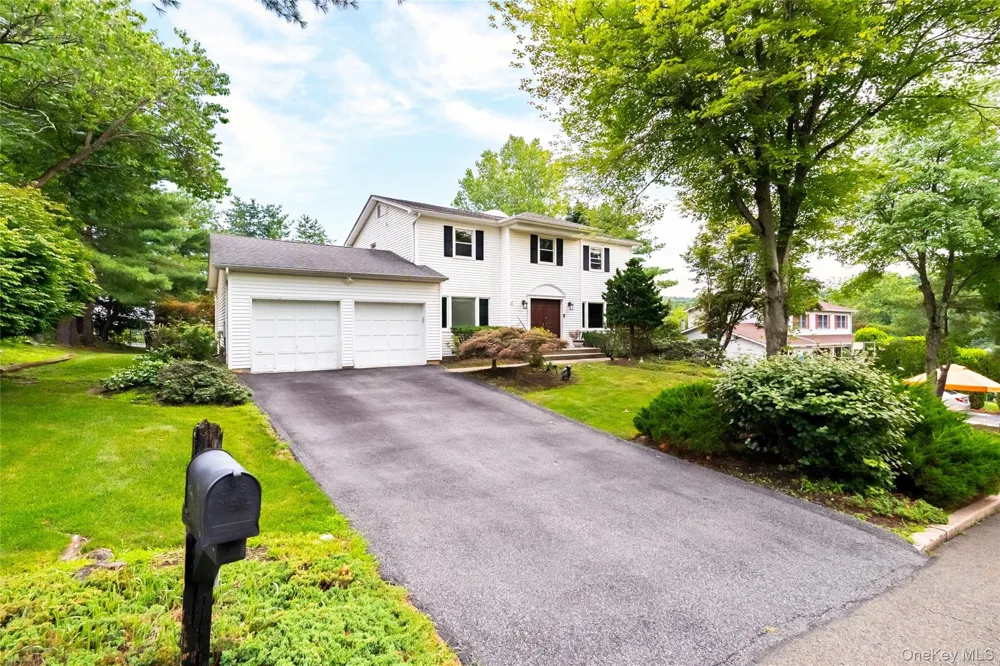 14 Bubenko Drive Garnerville, NY 10923