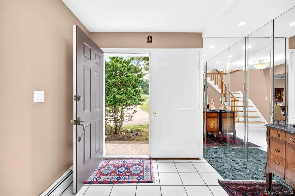 14 Bubenko Drive Garnerville, NY 10923