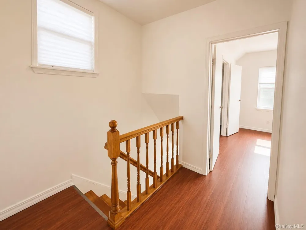1374 Hobart Avenue Bronx, NY 10461