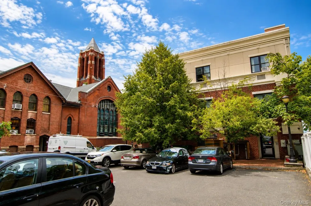 20 S Broadway #305 Nyack, NY 10960