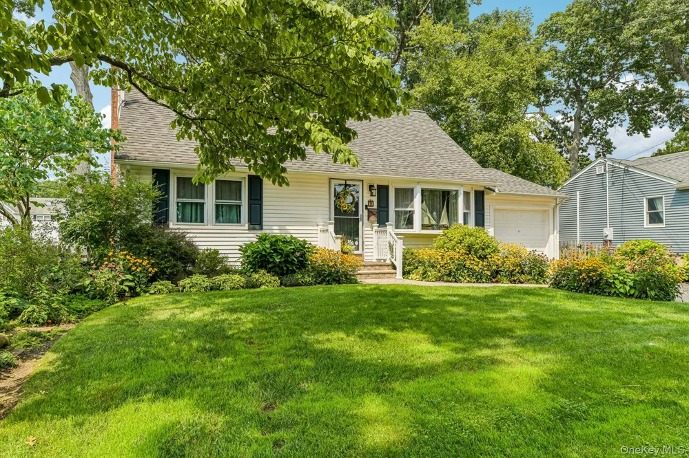 75 Hale Road North Babylon, NY 11703