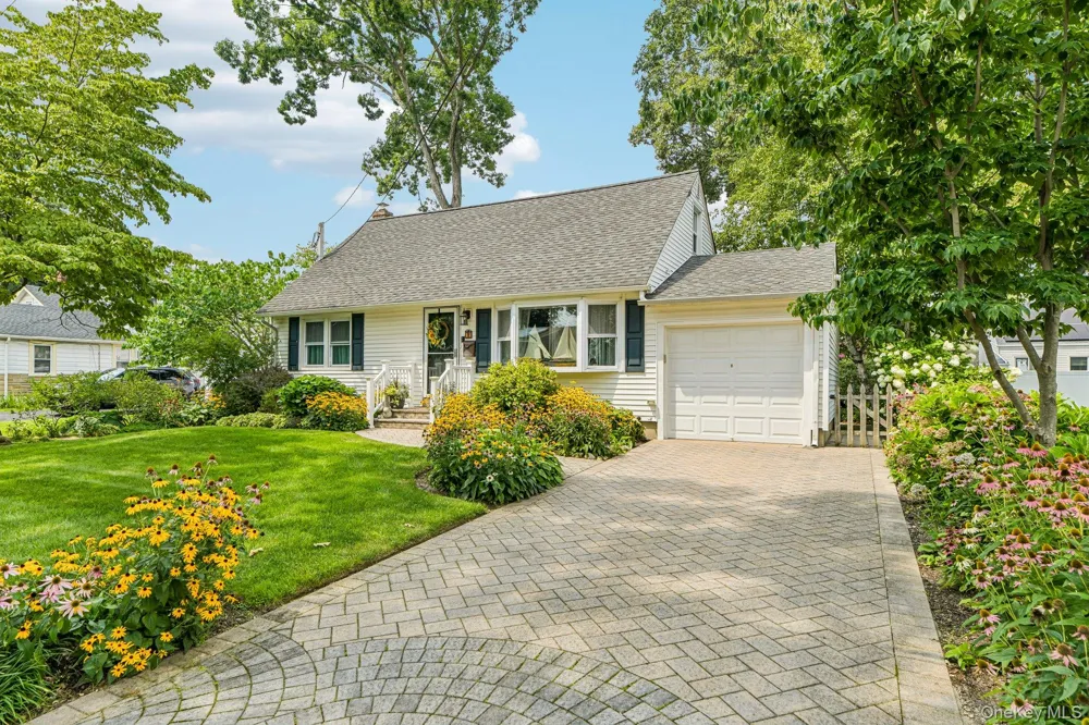 75 Hale Road North Babylon, NY 11703