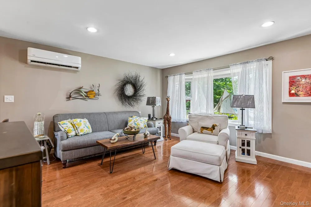 75 Hale Road North Babylon, NY 11703