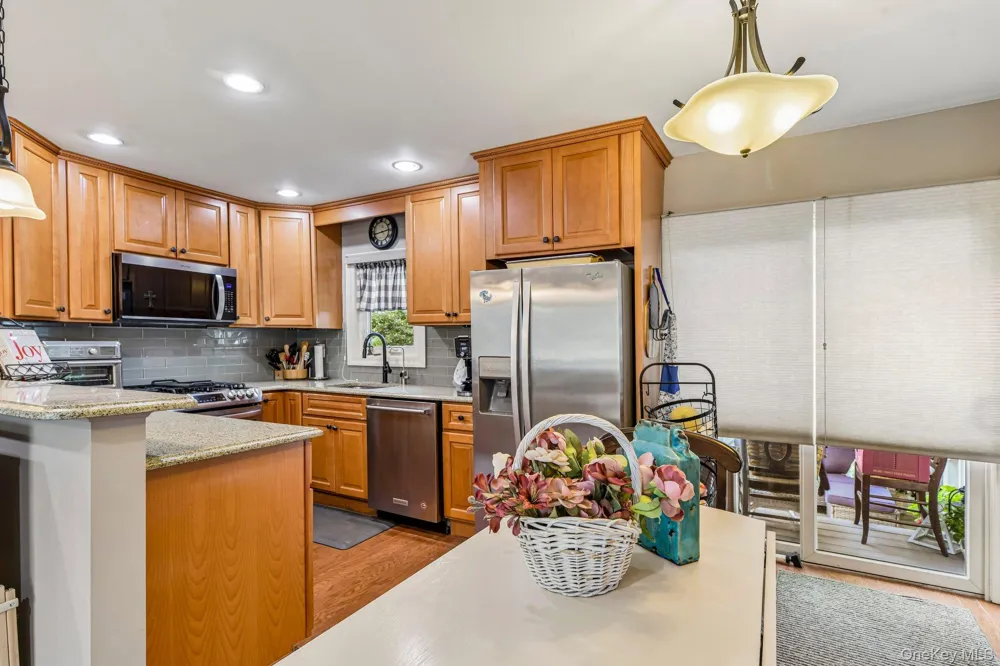 75 Hale Road North Babylon, NY 11703