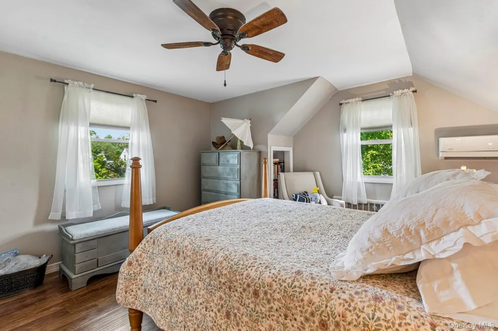 75 Hale Road North Babylon, NY 11703