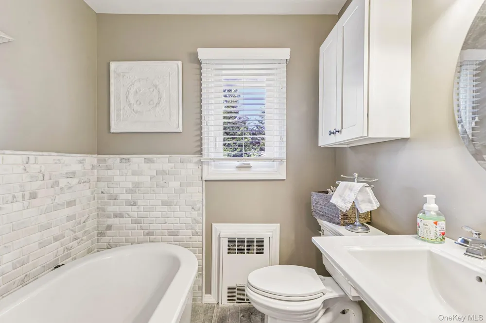 75 Hale Road North Babylon, NY 11703
