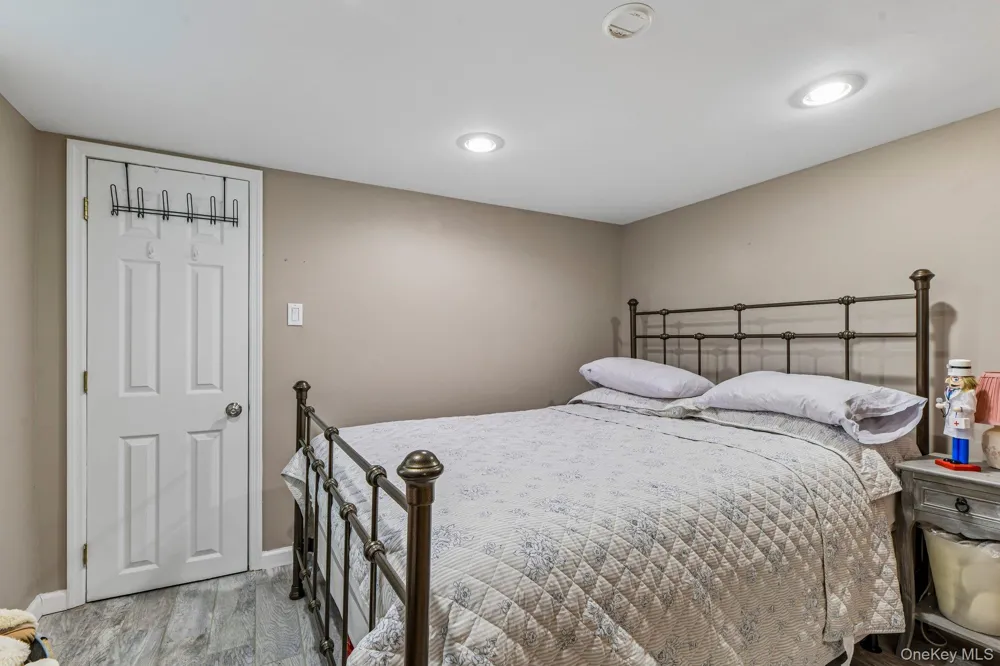 75 Hale Road North Babylon, NY 11703