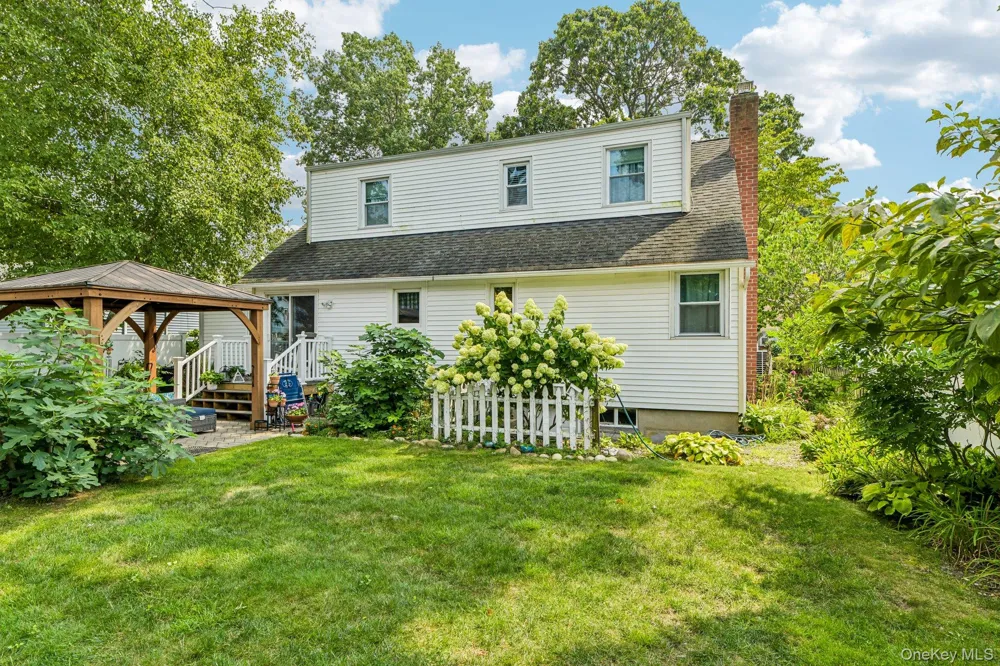 75 Hale Road North Babylon, NY 11703