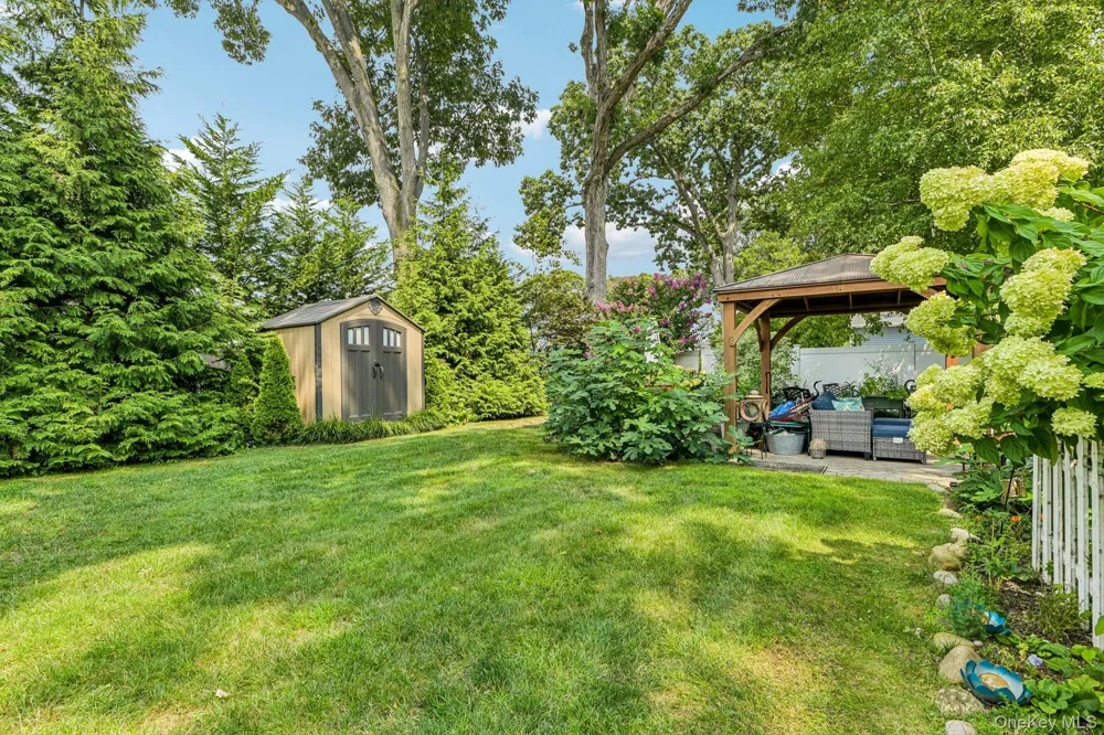 75 Hale Road North Babylon, NY 11703