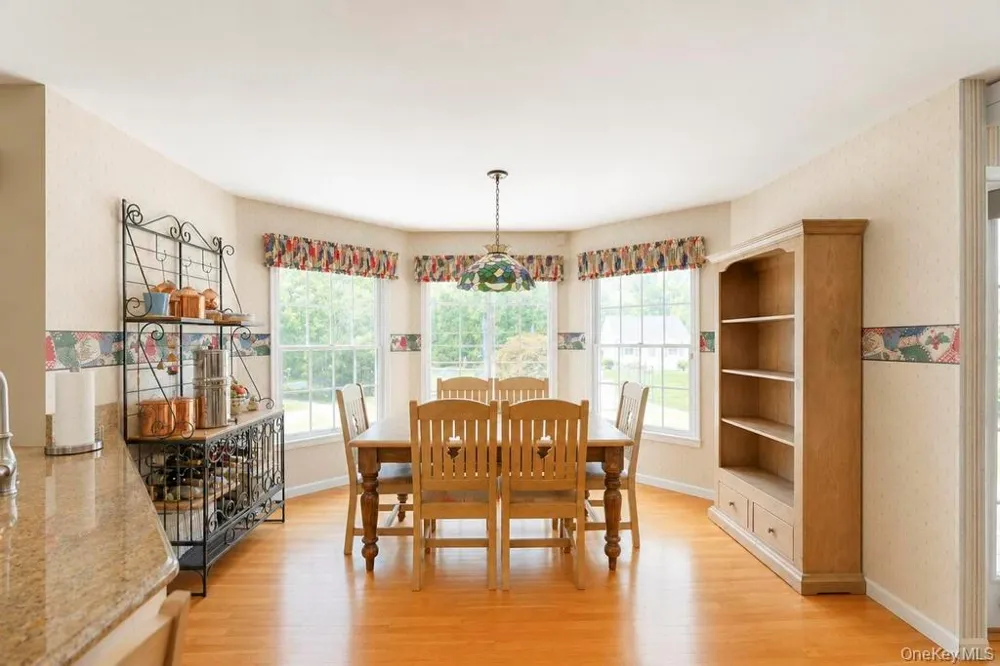 150 Hayrick Lane Commack, NY 11725