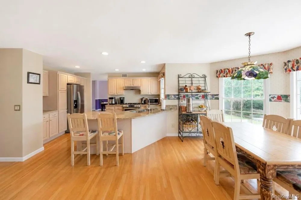 150 Hayrick Lane Commack, NY 11725