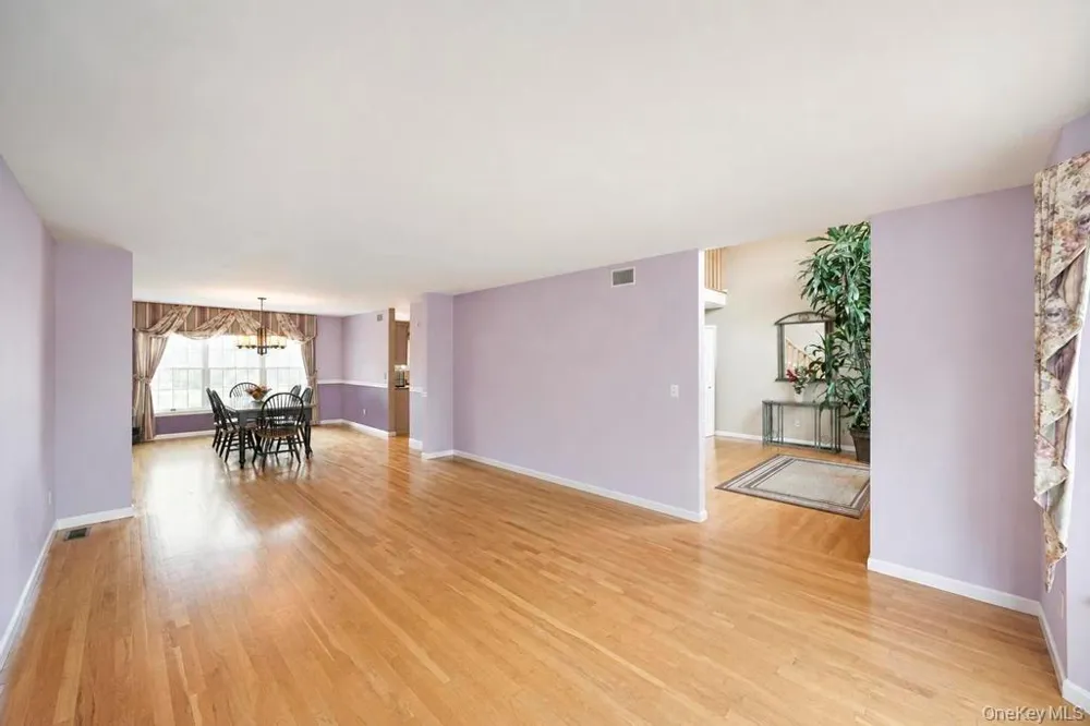 150 Hayrick Lane Commack, NY 11725