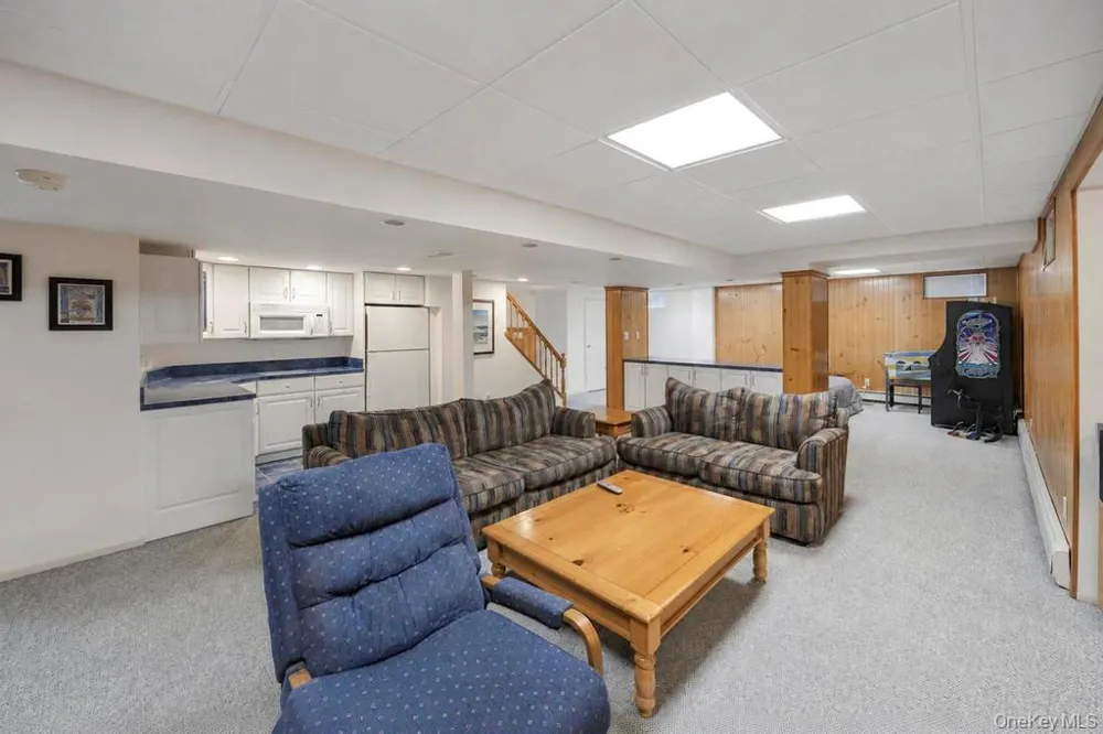 150 Hayrick Lane Commack, NY 11725