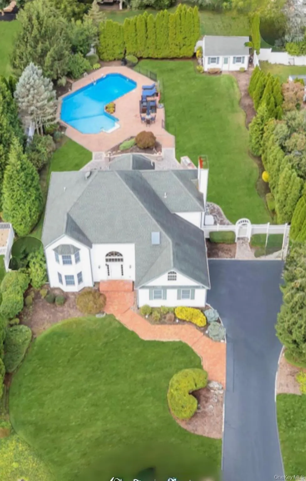 150 Hayrick Lane Commack, NY 11725