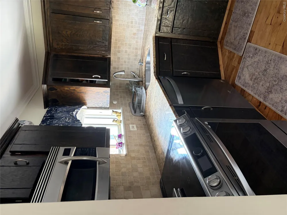 30 Stone Boulevard Massapequa, NY 11758