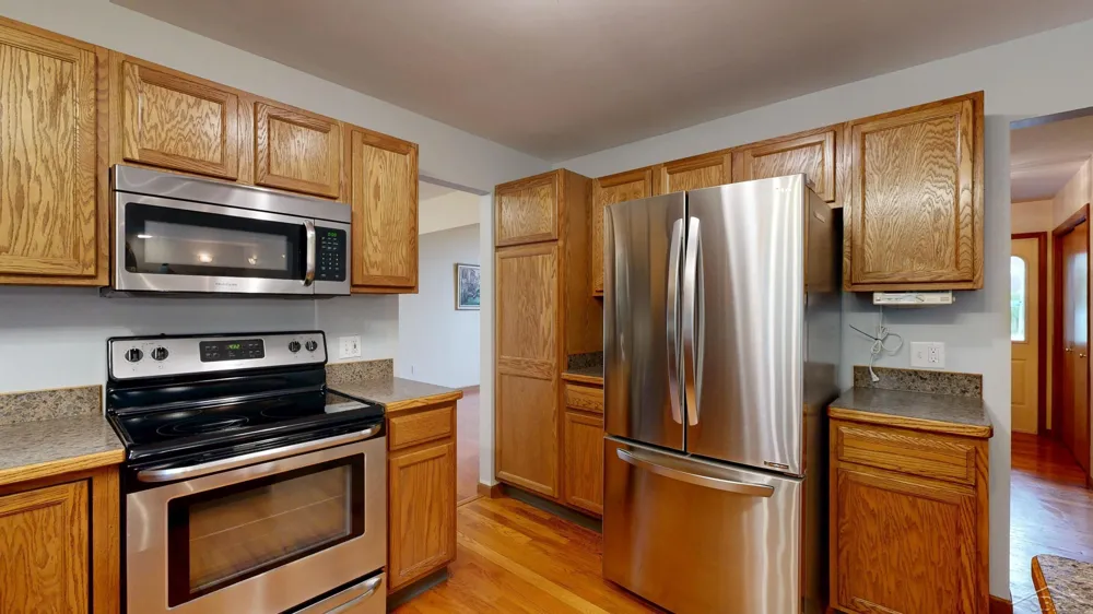 3227 Setting Sun Boulevard Saginaw Charter Township, MI 48603