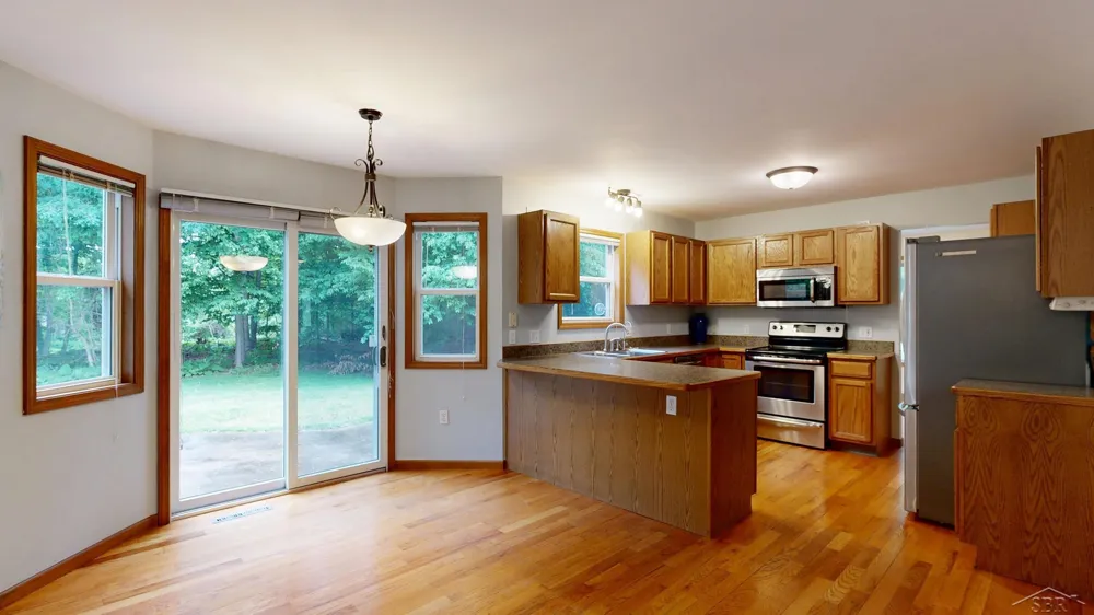 3227 Setting Sun Boulevard Saginaw Charter Township, MI 48603