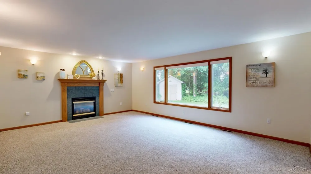3227 Setting Sun Boulevard Saginaw Charter Township, MI 48603