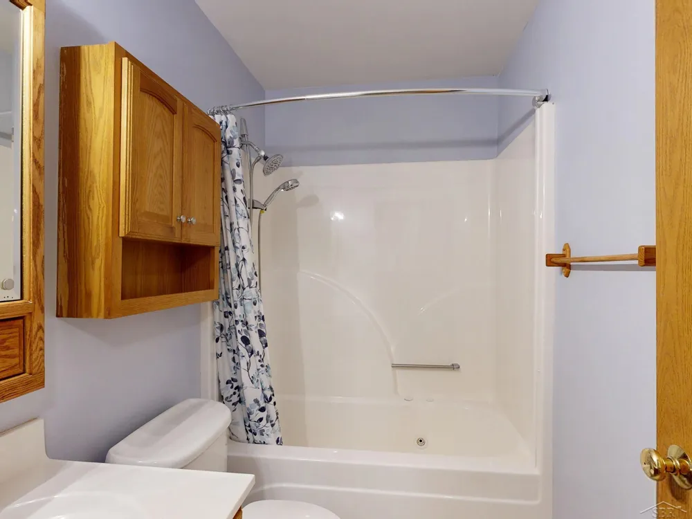 3227 Setting Sun Boulevard Saginaw Charter Township, MI 48603