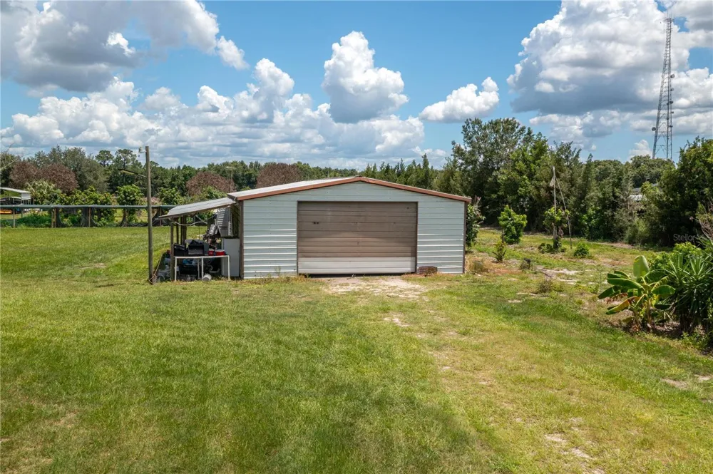270 KEEN ROAD Frostproof, FL 33843