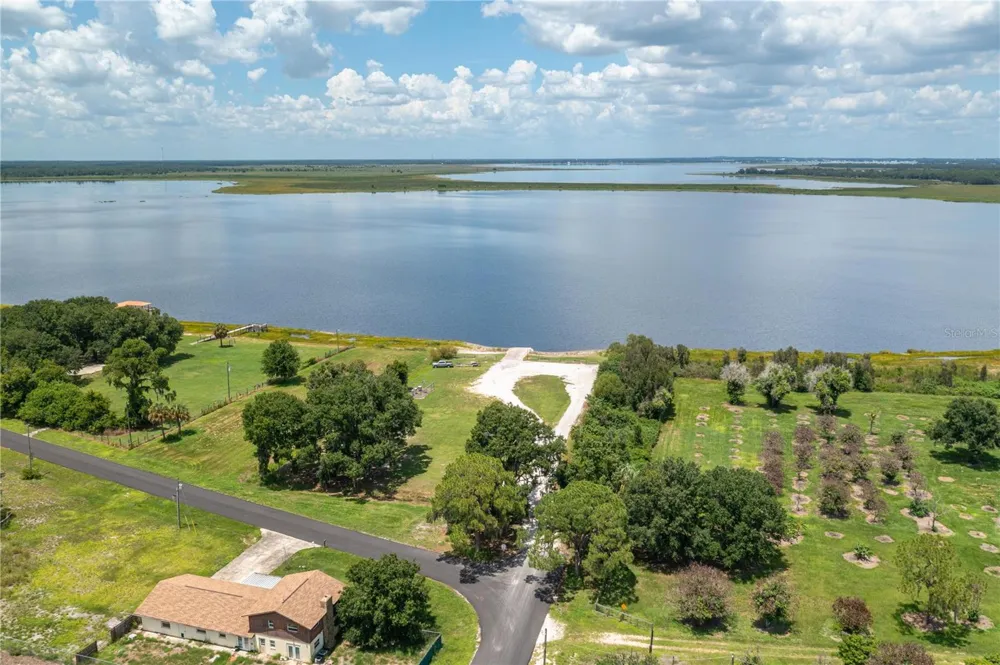 270 KEEN ROAD Frostproof, FL 33843