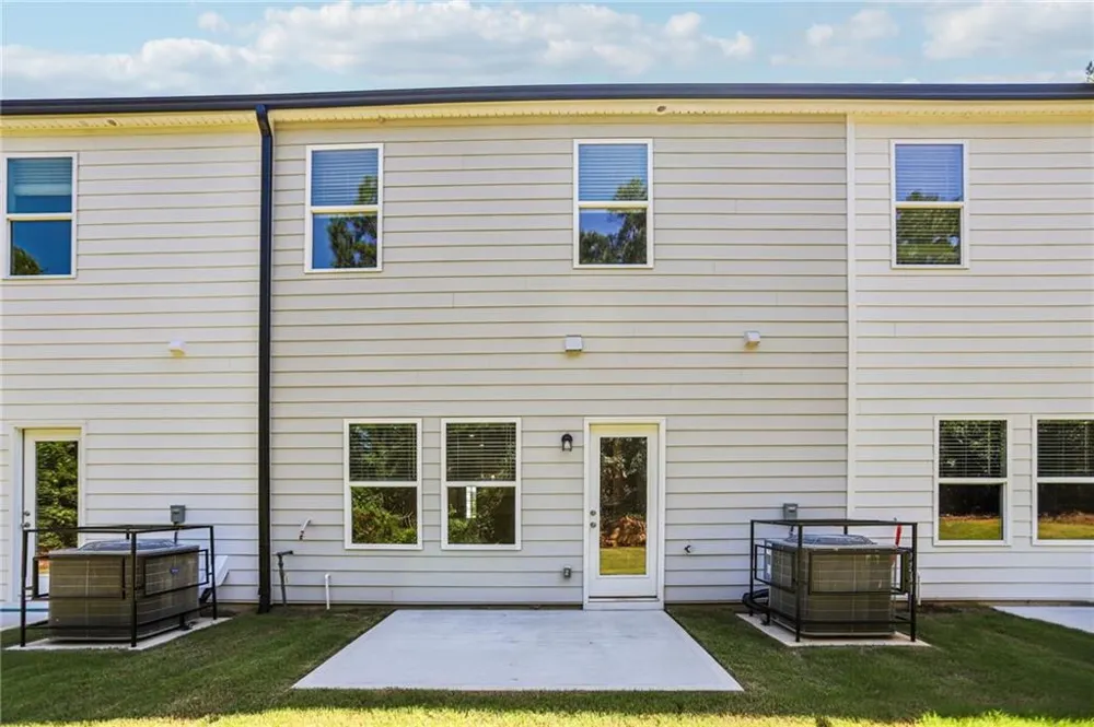 7856 Marie Way Fairburn, GA 30213