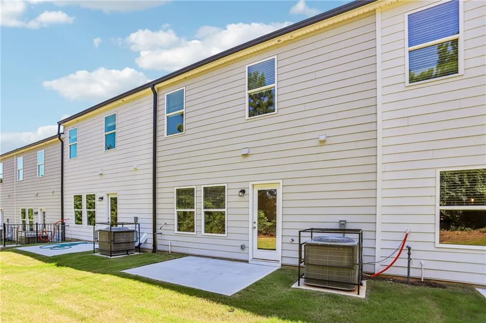 7856 Marie Way Fairburn, GA 30213