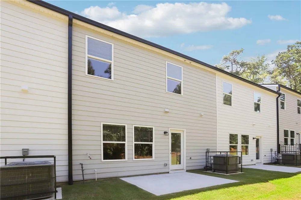 7856 Marie Way Fairburn, GA 30213